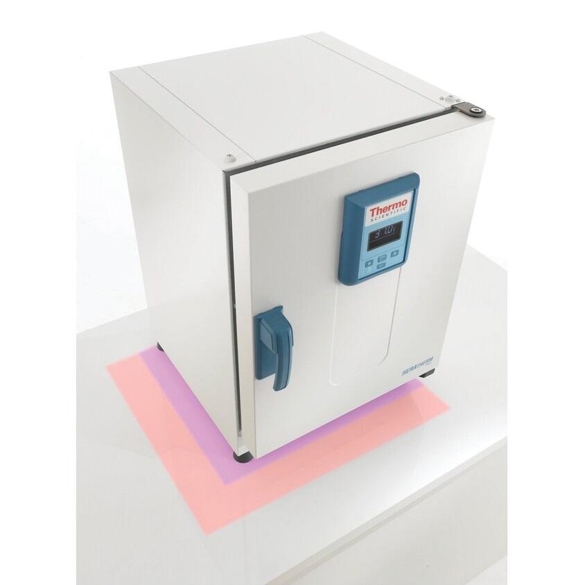 Heratherm™ General Protocol Microbiological Incubators 117 L