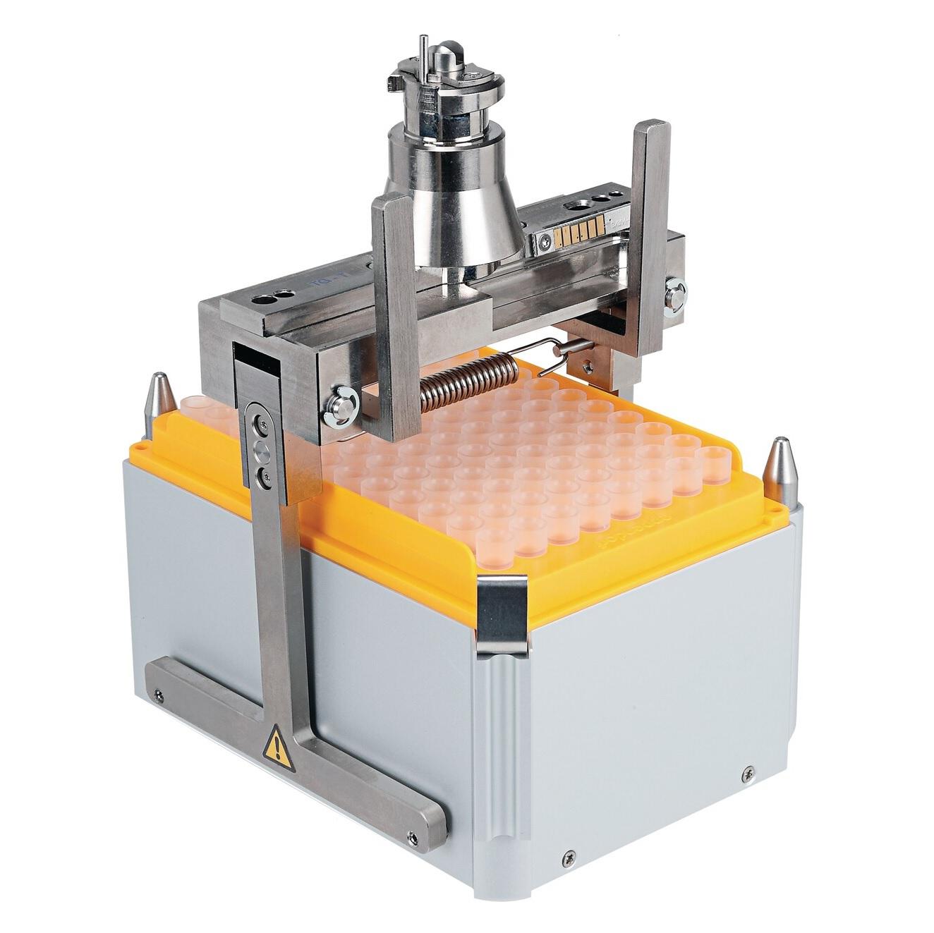 epMotion® Gripper Tower, enables positioning epT.I.P.S.® Motion Reload trays in the parking position of the gripper and holds the gripper when it is not in use; only for use with epMotion® 5073 as of serial number 6000